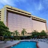 DoubleTree by Hilton Miami Airport