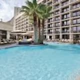 Holiday Inn Resort Galveston - On the Beach